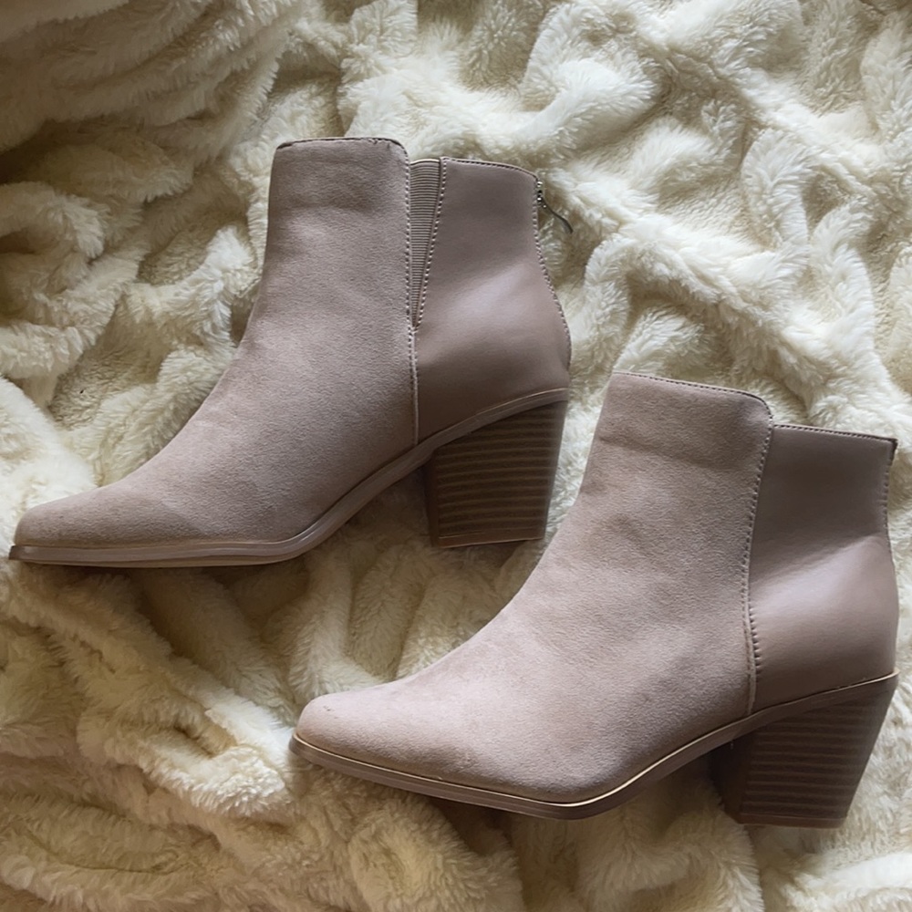 Booties - Picture 3 of 4